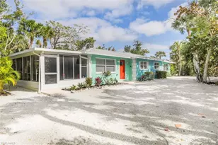 1012/1014 E Gulf Dr, Sanibel, FL 33957 - Photo 2