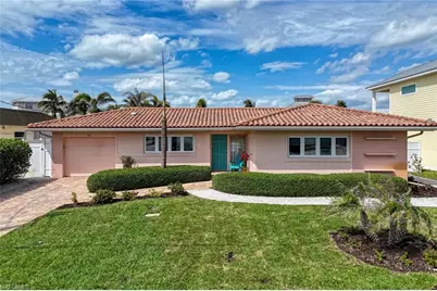 309 Madison Ct, Fort Myers Beach, FL 33931 - Photo 2