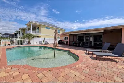 309 Madison Ct, Fort Myers Beach, FL 33931 - Photo 14