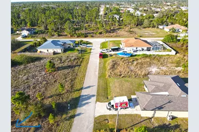 1038 Bassinger Ave S, Lehigh Acres, FL 33974 - Photo 2