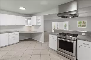 8925 Dorchester St, Fort Myers, FL 33907 - Photo 8