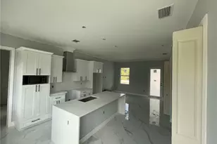 705 Ledge St, Lehigh Acres, FL 33972 - Photo 6