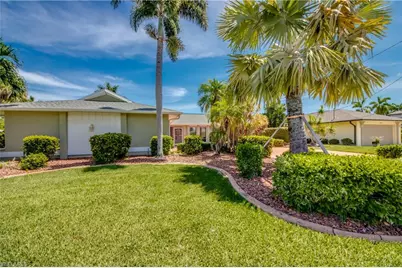1707 SE 45th St, Cape Coral, FL 33904 - Photo 2