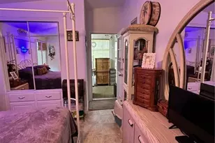 1658 Diamond Lake Cir, Naples, FL 34114 - Photo 30