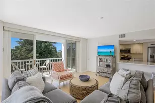 5501 Heron Point Dr, Naples, FL 34108 - Photo 4