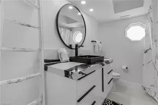 2530 SE 28th St, Cape Coral, FL 33904 - Photo 14