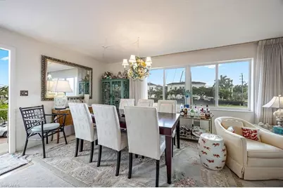 1550 Gulf Shore Blvd N #W2, Naples, FL 34102 - Photo 10