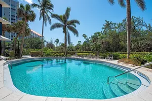 5555 Heron Point Dr, Naples, FL 34108 - Photo 16