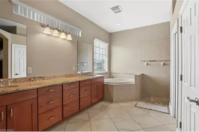 1333 SW 8th Pl, Cape Coral, FL 33991 - Photo 22