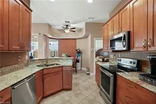 1333 SW 8th Pl, Cape Coral, FL 33991 - Photo 12
