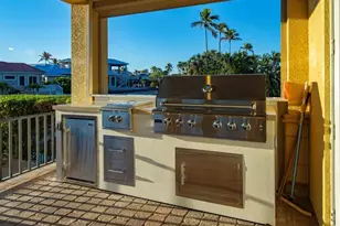 1550 Mullet Ln, Naples, FL 34102 - Photo 6