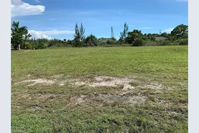 1514 NE 37th St, Cape Coral, FL 33909 - Photo 1