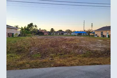 1802 NE Van Loon Ter, Cape Coral, FL 33909 - Photo 4