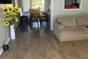 949-949 NE Pine Island Ln, Cape Coral, FL 33909 - Photo 2