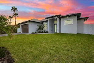 318 SE 15th Terrace, Cape Coral, FL 33990 - Photo 1