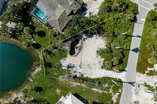 327 Palm Lake Dr, Sanibel, FL 33957 - Photo 14