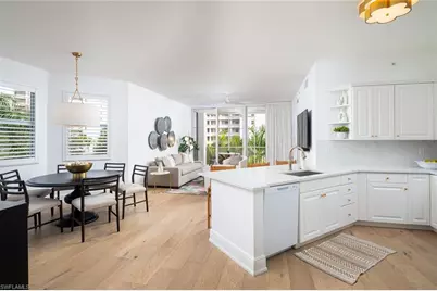 470 Launch Cir #V401, Naples, FL 34108 - Photo 6