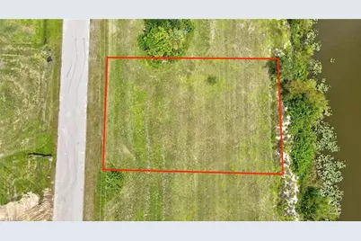 1428 NW 11th Ter, Cape Coral, FL 33993 - Photo 12