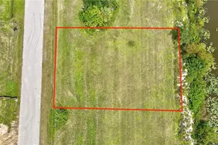 1428 NW 11th Terrace, Cape Coral, FL 33993 - Photo 12