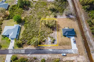 2521 57th St W, Lehigh Acres, FL 33971 - Photo 2