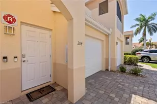 28621 Carriage Home Dr, Bonita Springs, FL 34134 - Photo 4