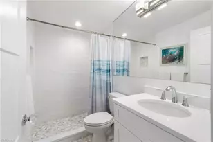 2180 Harbor Ln, Naples, FL 34104 - Photo 18