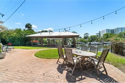 2180 Harbor Ln, Naples, FL 34104 - Photo 24