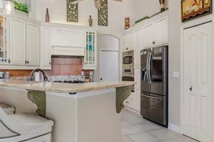 2317 SW 43rd Ln, Cape Coral, FL 33914 - Photo 4