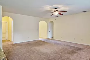 324 Sunny Field Ct, Eustis, FL 32726 - Photo 6