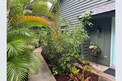 1281 Solana Rd, Naples, FL 34103 - Photo 2