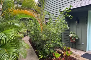 1281 Solana Rd, Naples, FL 34103 - Photo 2