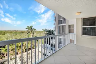 6585 Nicholas Blvd, Naples, FL 34108 - Photo 16