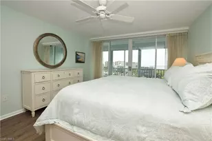 21 Bluebill Ave, Naples, FL 34108 - Photo 24