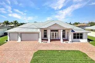 304 NE 14th Ave, Cape Coral, FL 33909 - Photo 1