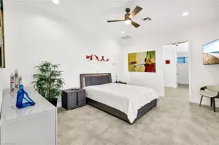 304 NE 14th Ave, Cape Coral, FL 33909 - Photo 12