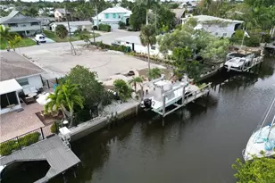 2723 Shoreview Dr, Naples, FL 34112 - Photo 1