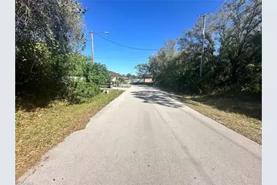 1121 Willard Ave, Lehigh Acres, FL 33972 - Photo 6