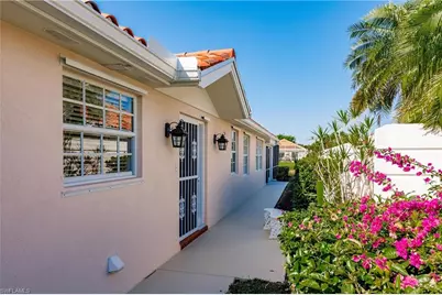 4079 Los Altos Ct, Naples, FL 34109 - Photo 4