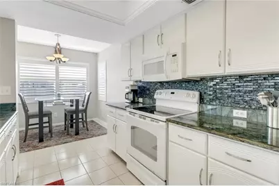 537 Club Side Dr #3-537, Naples, FL 34110 - Photo 10