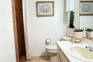 18161 Interlochen Ln, Alva, FL 33920 - Photo 10