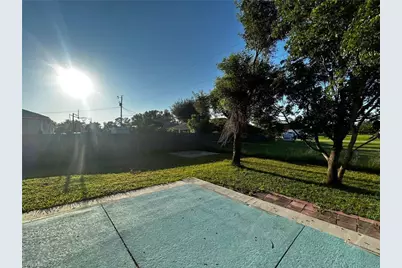 1926 NE 15th Ln, Cape Coral, FL 33909 - Photo 20