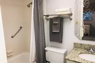 200 Turtle Lake Ct, Naples, FL 34105 - Photo 20