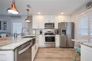 5027 SW 16th Pl, Cape Coral, FL 33914 - Photo 6