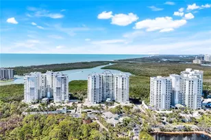 285 Grande Way, Naples, FL 34110 - Photo 40