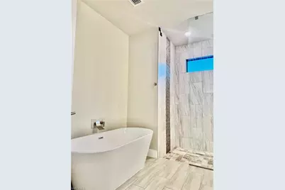 2512 NW 4th St, Cape Coral, FL 33993 - Photo 18