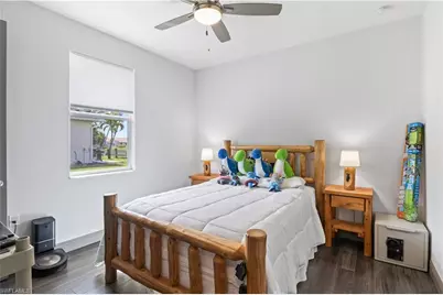 302 SW 31st Ter, Cape Coral, FL 33914 - Photo 36