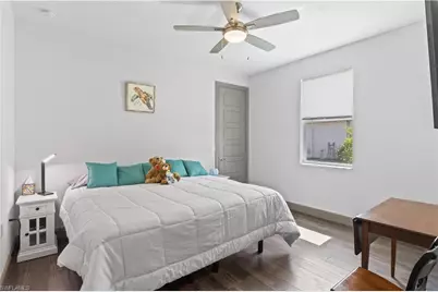 302 SW 31st Ter, Cape Coral, FL 33914 - Photo 38