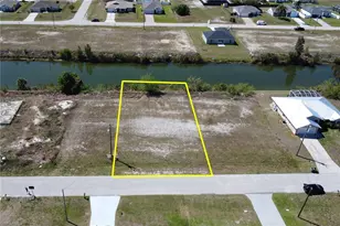 1704 NW 6th Pl, Cape Coral, FL 33993 - Photo 2