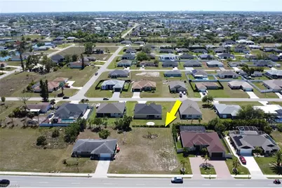 406 Tropicana Pkwy W, Cape Coral, FL 33993 - Photo 6