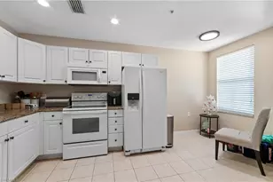 12100 Summergate Cir, Fort Myers, FL 33913 - Photo 4